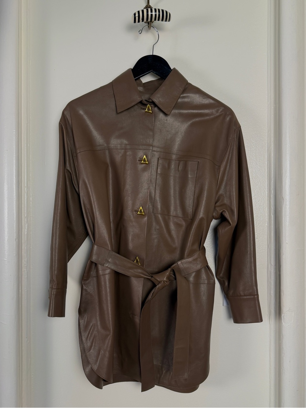 Aeron Brown Lambskin Leather Belted Shirt Jacket with Gold Sculptural Buttons XS